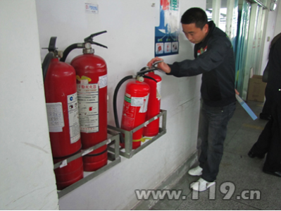 消防器材打假.png