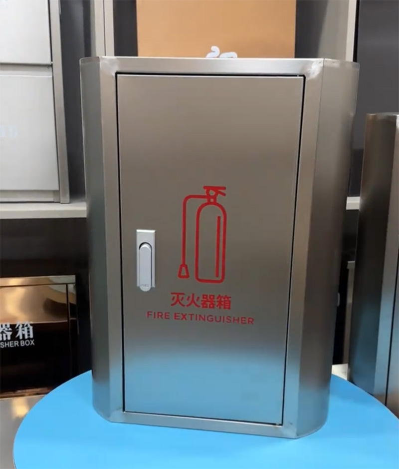 圆弧形不锈钢灭火器箱实拍